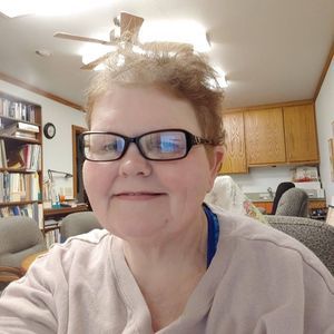 Meet your Posher, Carol